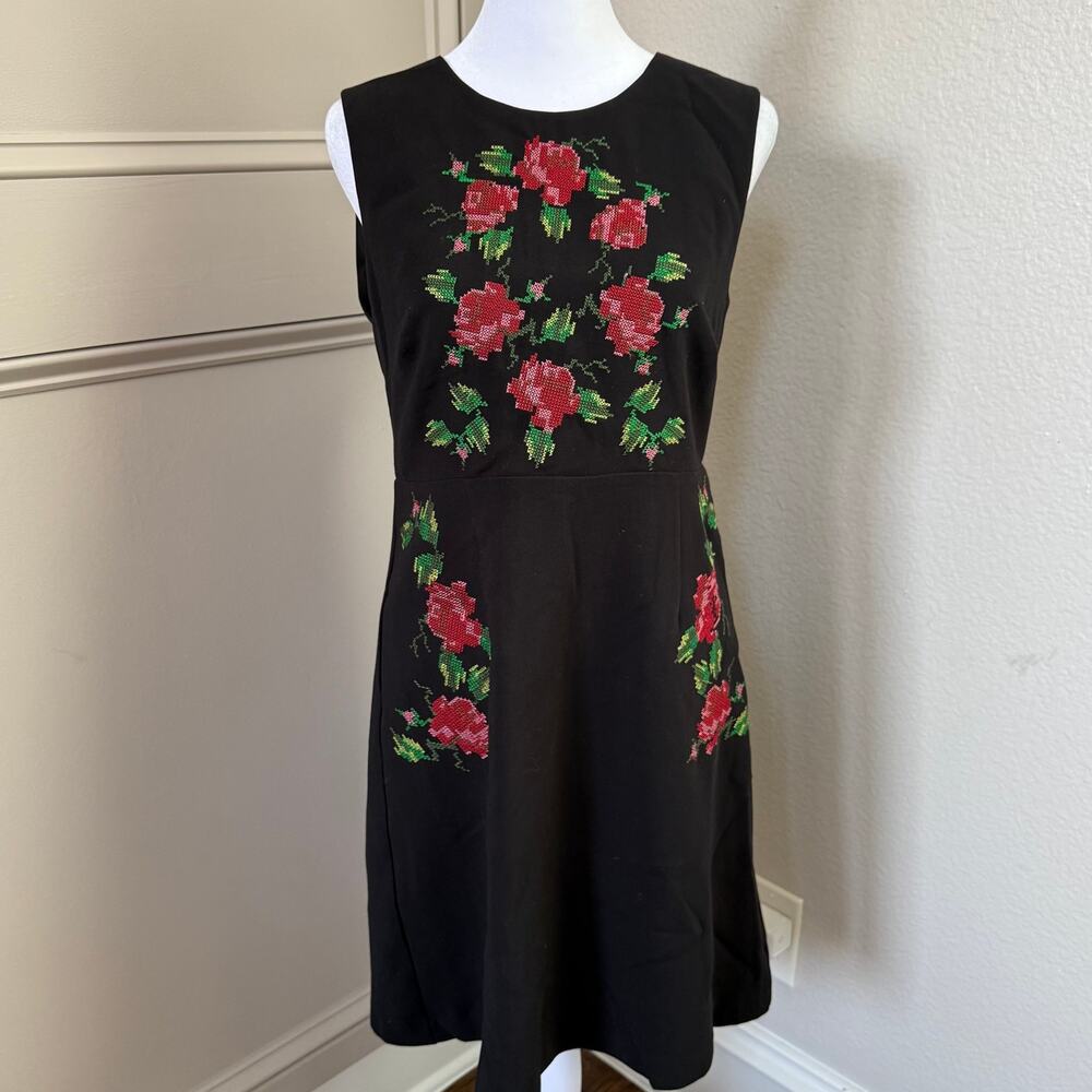 Black Cross Stitch Floral Sleeveless Fit & Flare Dress Size Medium - Picture 4 of 6